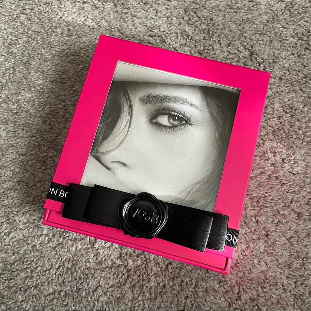 Viktor & Rolf Picture Frame - Picture 4 of 12